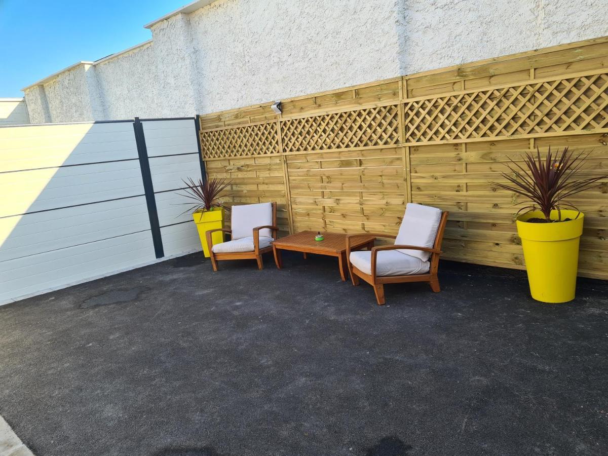 L Evasion Secrete Hotel Quarouble Exterior foto